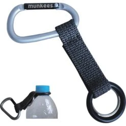 KARABINER MIT FLASCHENTRÄGER 7 KARABINER MIT FLASCHENTRÄGER -Outdoor-Ausrüstung 5637836999 c karabiner mit flaschentraeger munkees 24